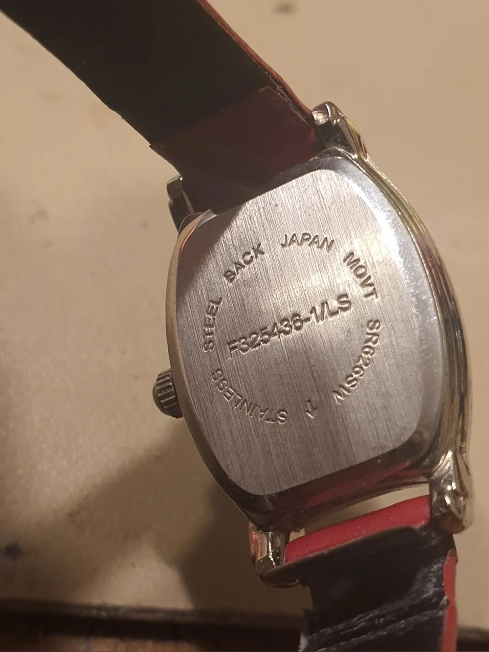 🦋10/$20🦋 Silver/MOP Diamond Leather Women's Watch